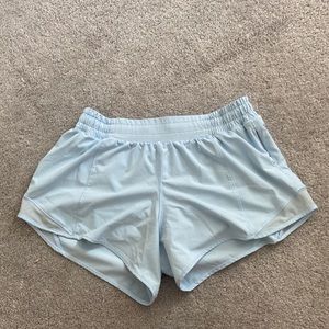 Lululemon Hotty Hot 4” Low Rise Shorts